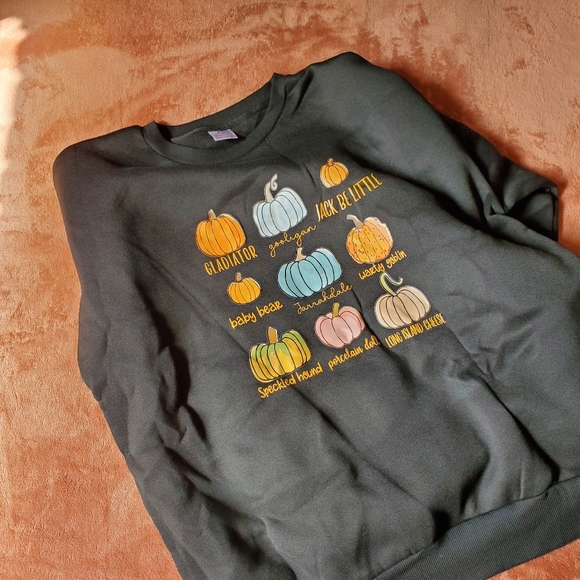 Womens Halloween Sweater Size Medium Warm Durable Pull Over Ladies Sweater - Picture 4 of 15